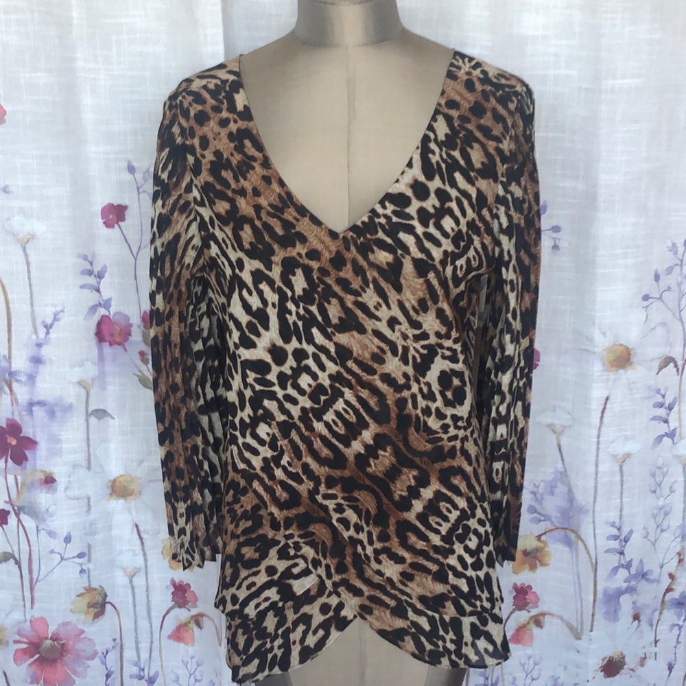 Animal print long sleeve pleated arms top